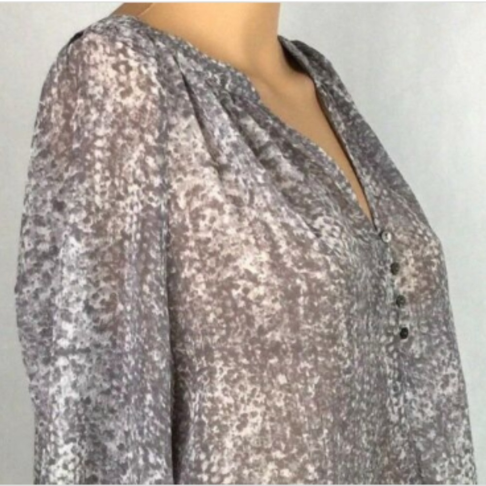 Zoa New York Blouse L Grey Sheer Snakeskin Print